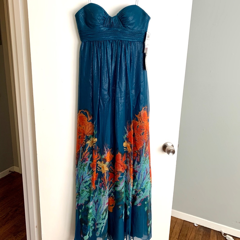 Strapless formal gown - NEVER WORN